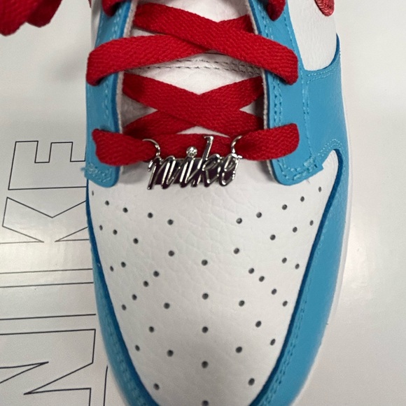 Nike Dunk Low - Picture 4 of 8